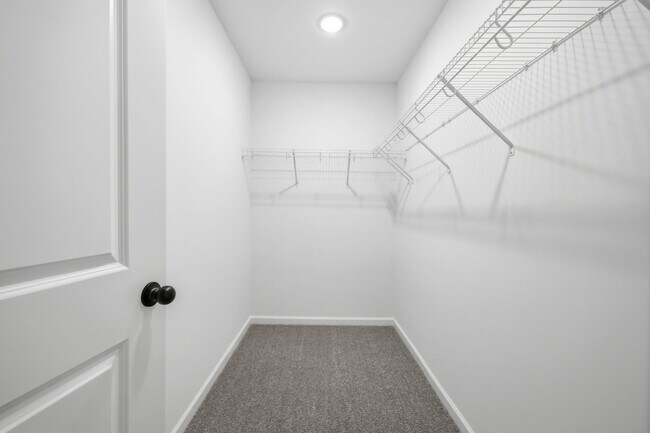 Building Photo - 120 Maplewood Ave