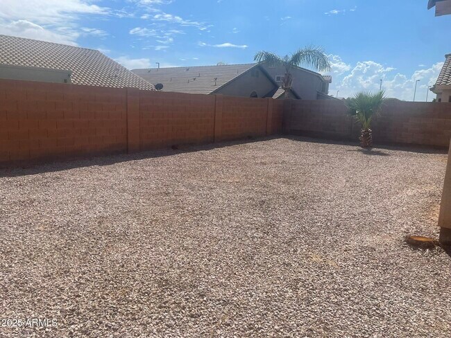 Building Photo - 3831 E Wyatt Way