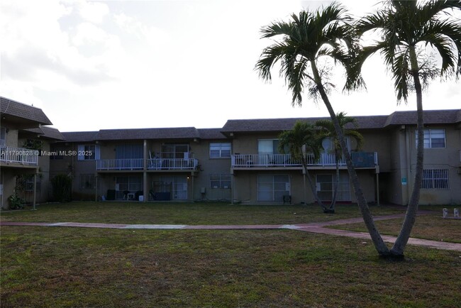 Building Photo - 301 NW 177th St
