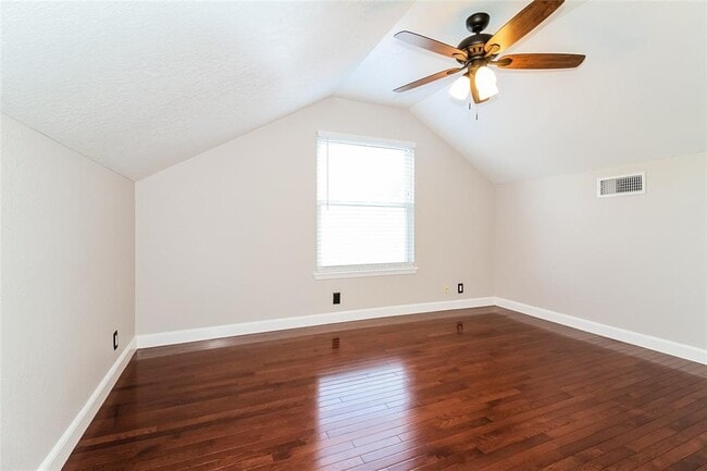 Building Photo - 2020 Sunflower St