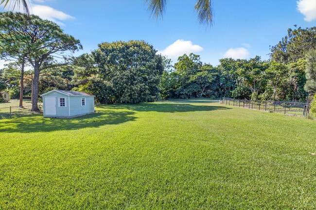 Building Photo - 6701 Hillside Ln