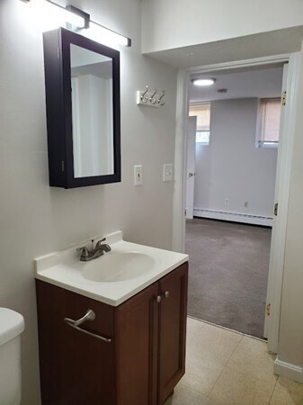 Building Photo - 11 John St