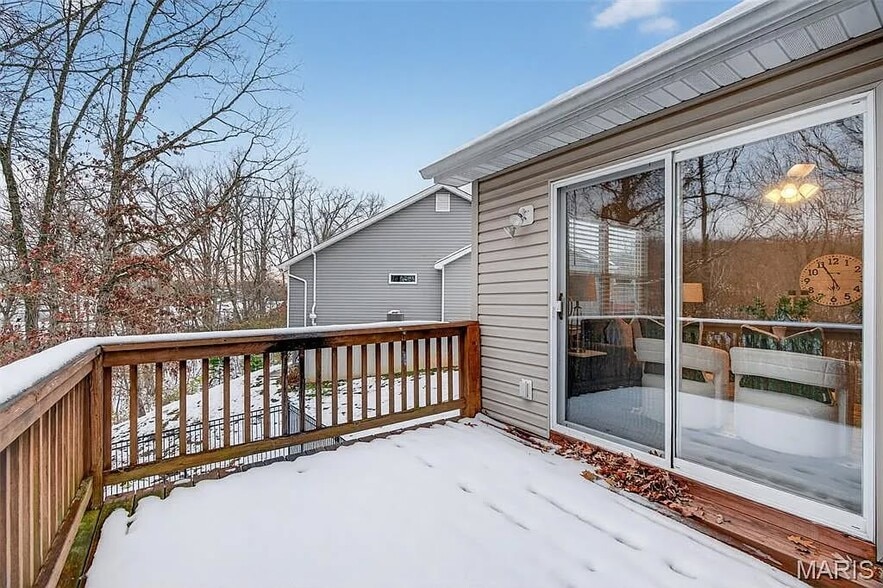 Building Photo - 482 Indian Lake Dr