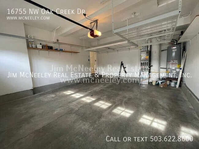 Building Photo - 16755 NW Oak Creek Dr