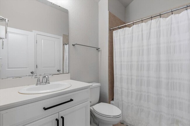 Building Photo - 1317 Highwater Dr