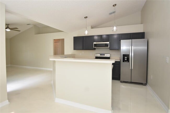 Building Photo - 31 Slumber Path