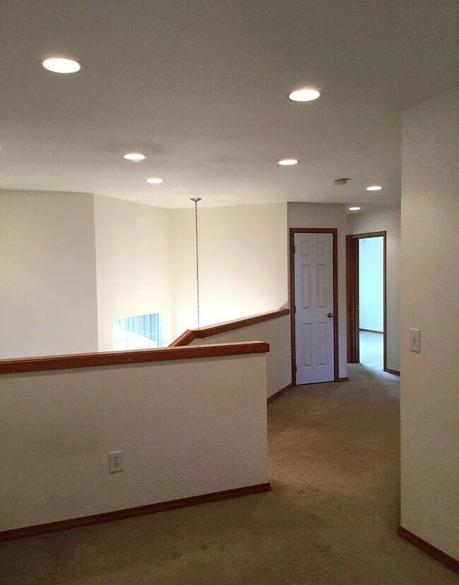 Building Photo - 3bd/2.5ba Lake Stevens House