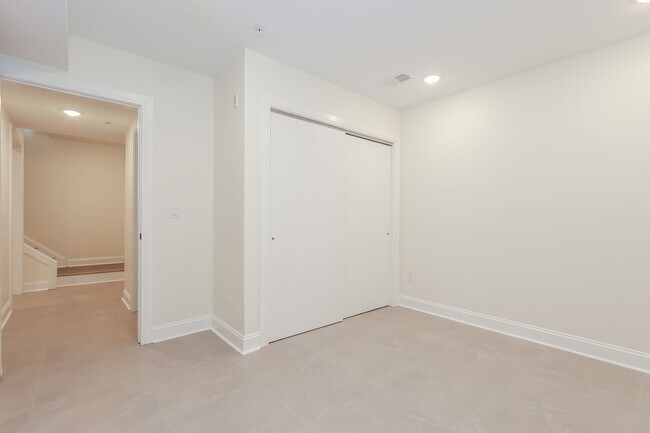 Building Photo - 2009 N 22nd St