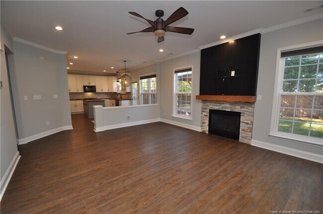 Building Photo - 124 Shadow Mountain Ln