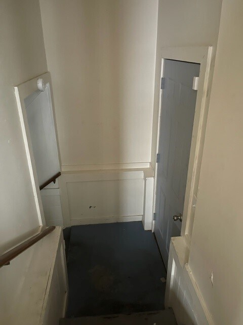 Building Photo - 118 W Foulkes St