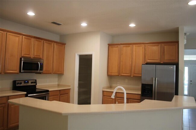 Building Photo - 3222 Hopewell Dr