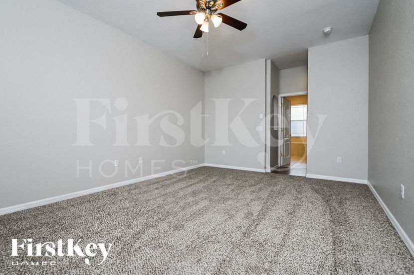 Building Photo - 8314 Greystone Dr