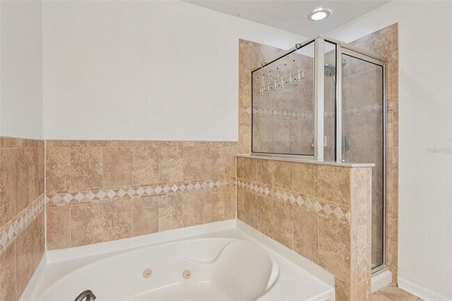 Building Photo - 11006 Running Pine Dr