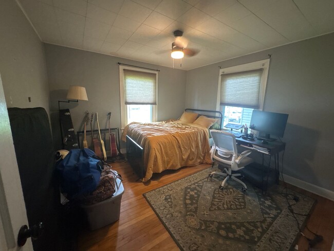 Building Photo - Charming 1940s Cottage in the Heart of Mad...