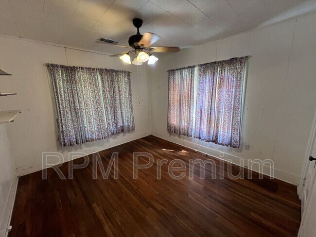 Building Photo - 4429 39th St