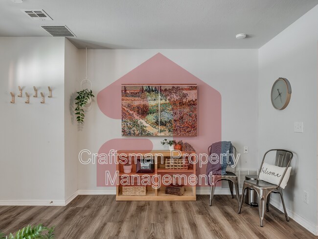 Building Photo - 2024 NW 45th St