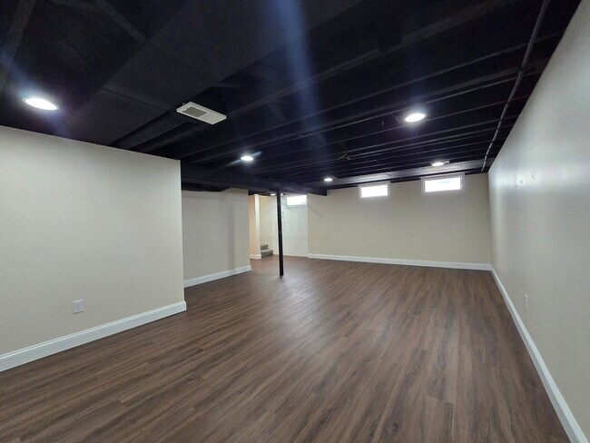 Building Photo - 29414 Sherry