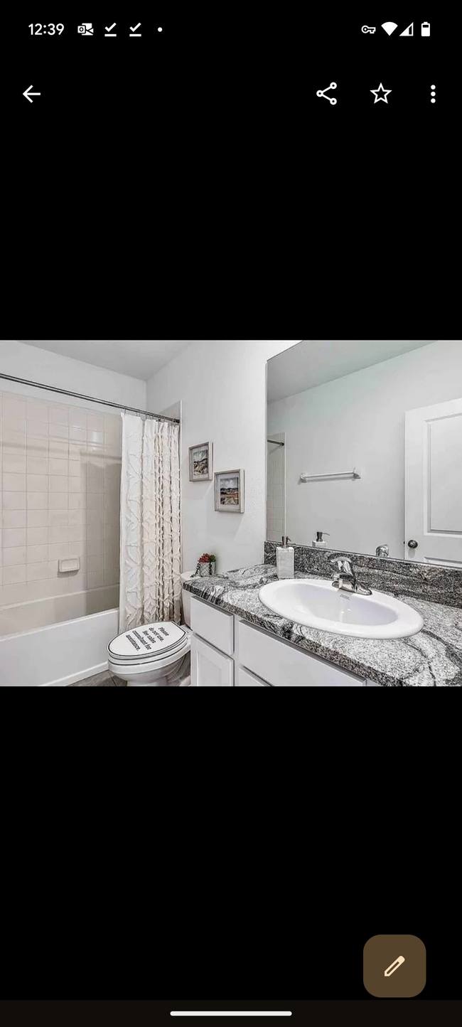 Building Photo - 32952 Tulip Petal Ln