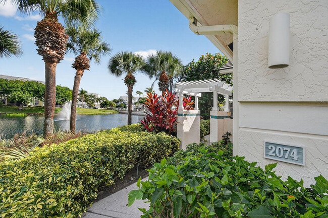 Building Photo - 2074 Mainsail Cir