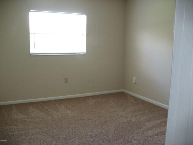 Building Photo - 148 Berkshire Ln