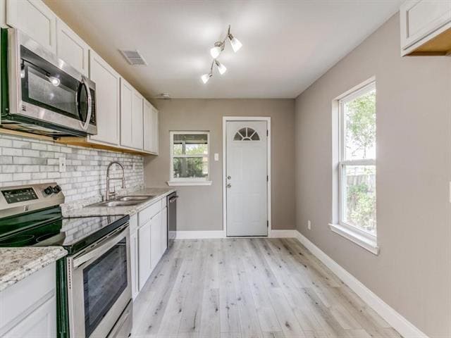 Building Photo - 8121 W Elizabeth Ln