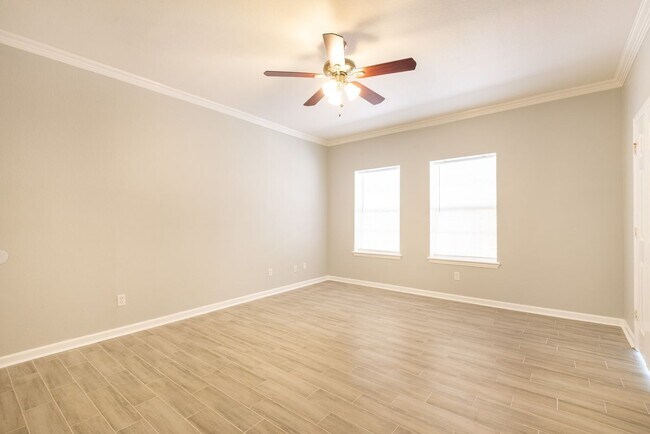 Building Photo - 1302 San Miguel Dr