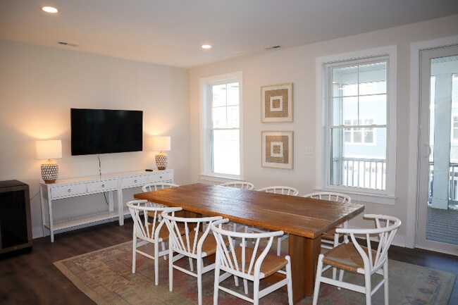 Building Photo - 38893 Verandah Bay Drive