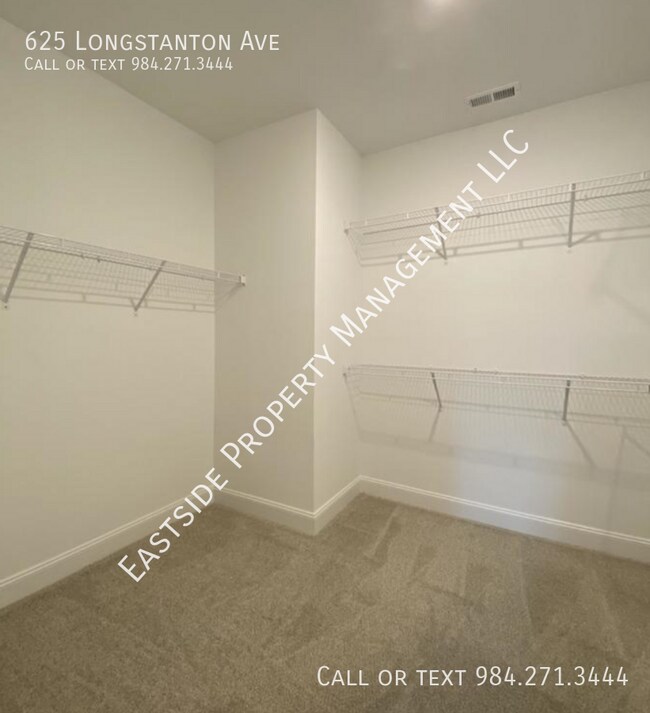 Building Photo - 625 Longstanton Ave