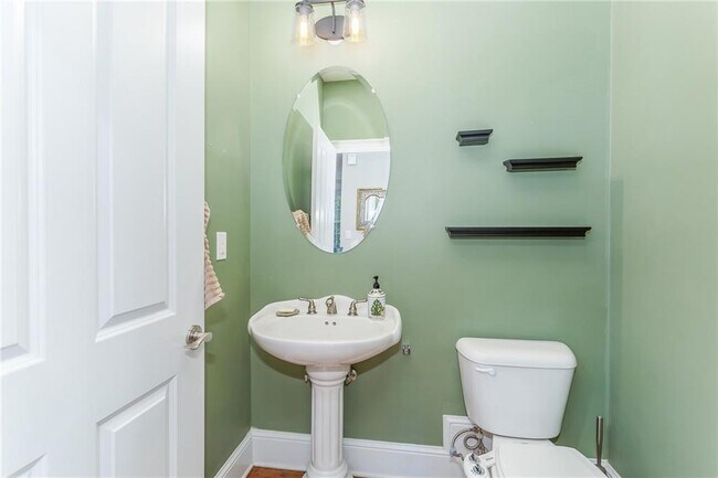 Building Photo - 3651 Ashford Creek Pl NE