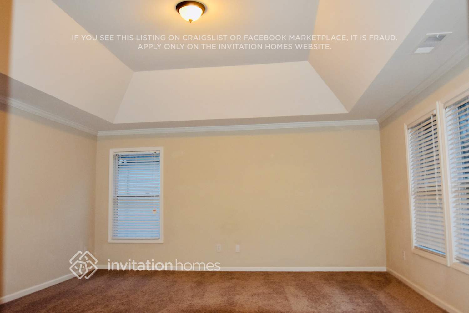 Building Photo - 2640 Wolf Lake Dr SW