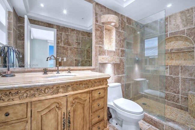 Building Photo - 3001 S Ocean Dr