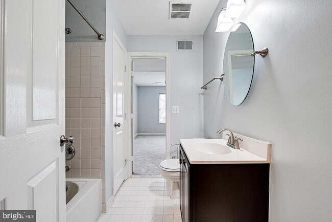 Building Photo - 4108 Monument Ct