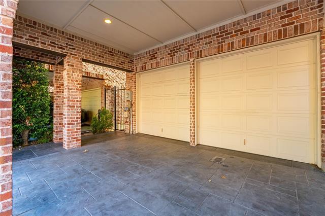 Building Photo - 18119 Frankford Lakes Cir