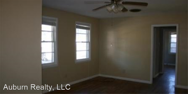 Building Photo - 3 br, 1 bath House - 1546 Emily Avenue