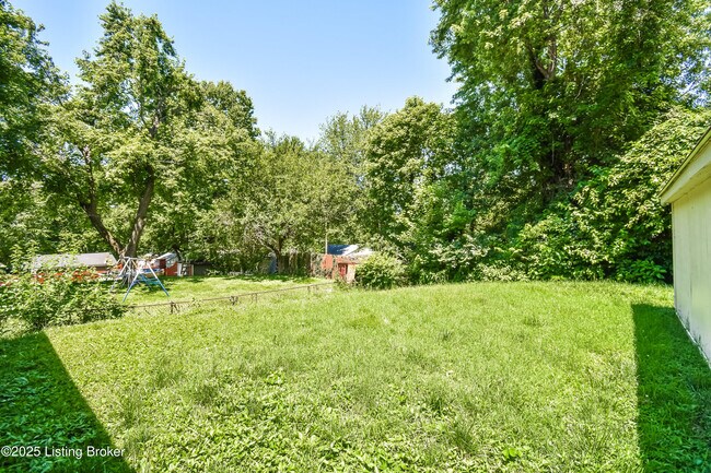 Building Photo - 4809 Granada Dr