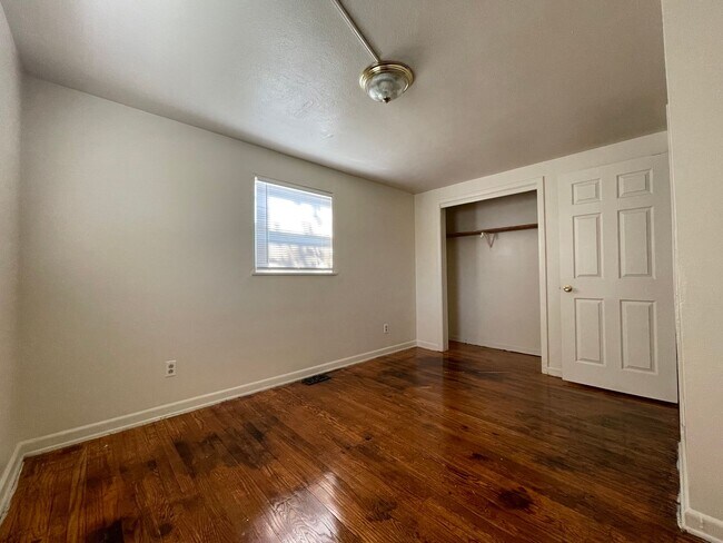 Building Photo - 4105 Sullivant Ave