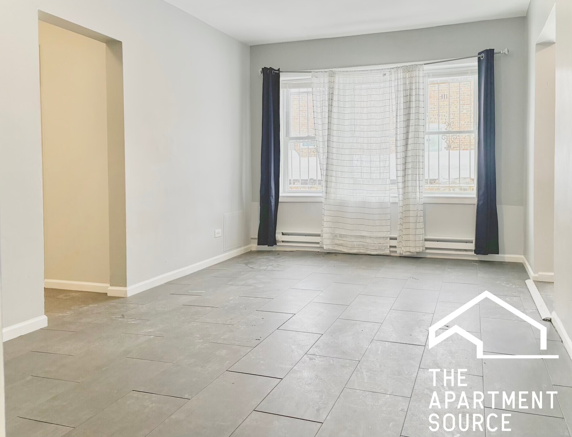 Building Photo - 6226 S Western Ave