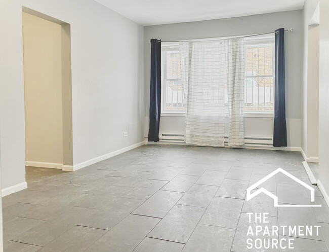 Building Photo - 6228 S Western Ave