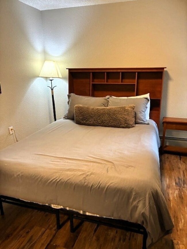 Building Photo - Long Term Rental- Gold Camp 127