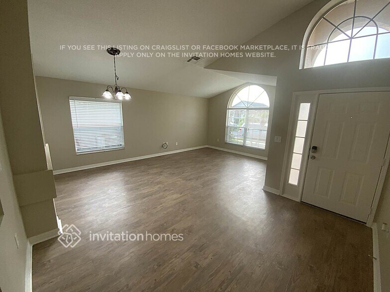 Building Photo - 4628 Eagle Peak Dr