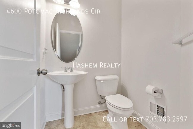 Building Photo - 4600 Potomac Highlands Cir