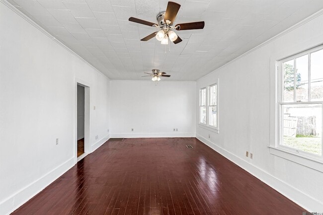 Building Photo - 529 N Jefferson Ave