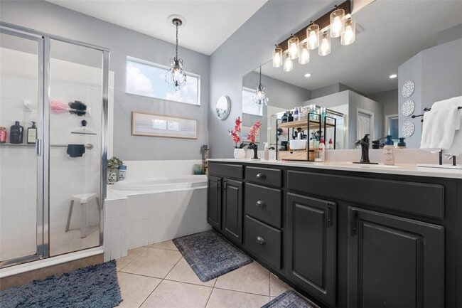 Building Photo - 5012 Lakehurst Ct