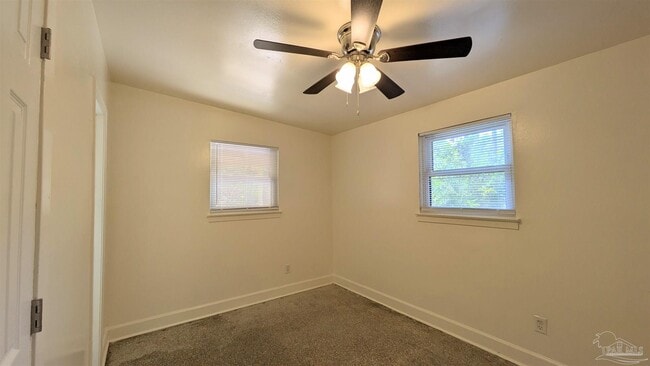Building Photo - 2120 Curry Cir