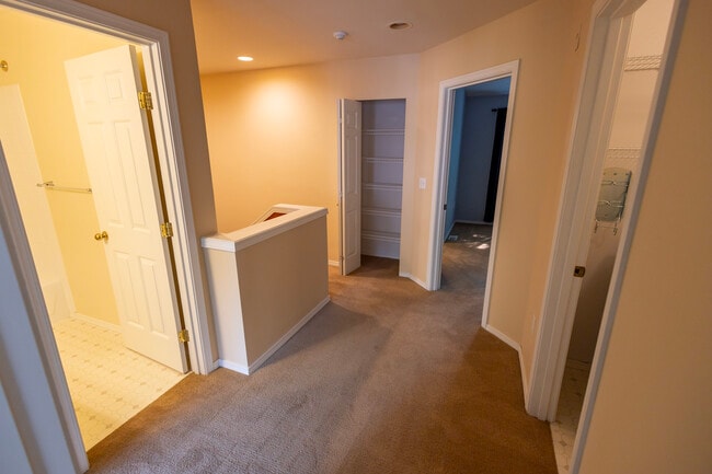 2nd Floor Landing - 17819 NE 96th Way