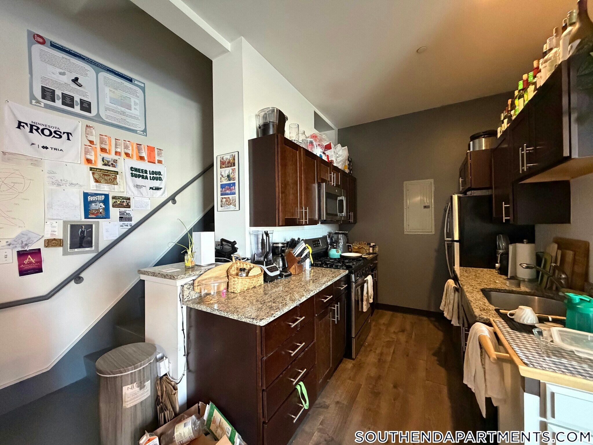 Building Photo - 160 E Berkeley St