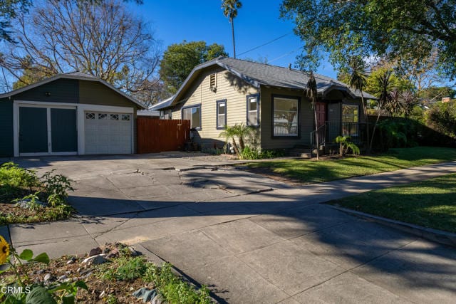 Building Photo - 927 N Catalina Ave