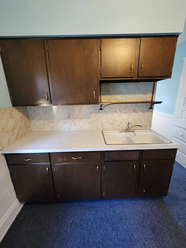 Building Photo - 15714 Holmes Ave