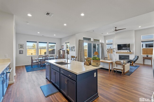 Building Photo - 7415 Hoback Dr