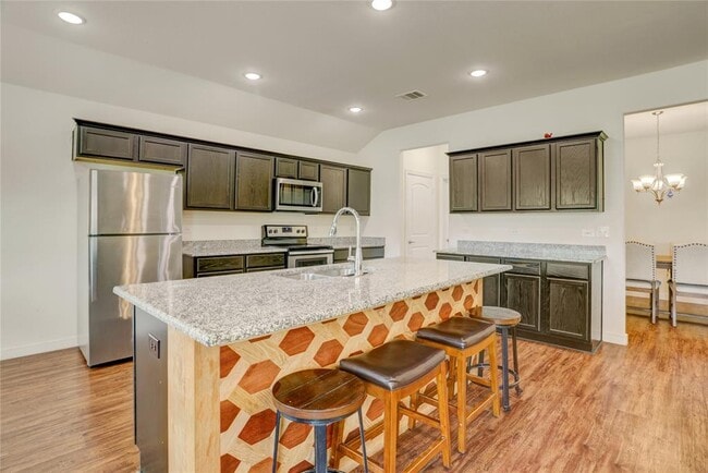 Building Photo - 503 Rd 5138